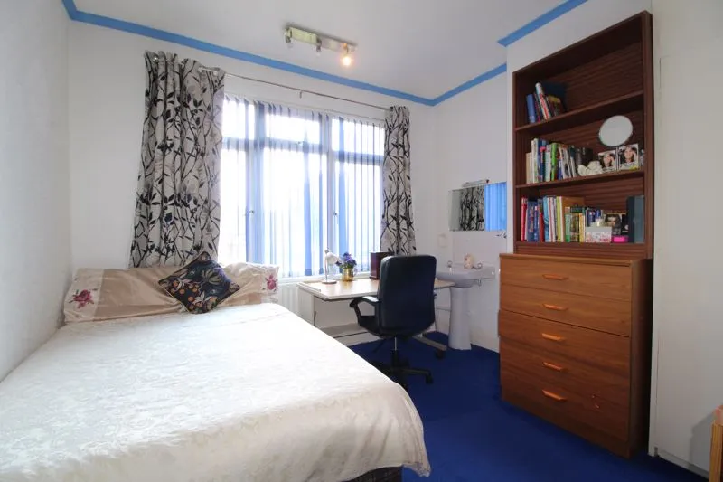 Lansdowne Road, Luton, LU3, photo 19