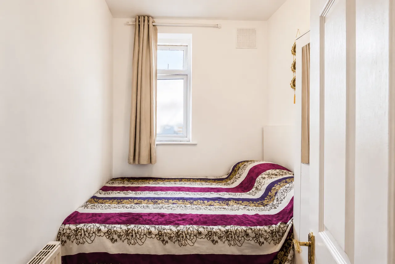 Hornchurch, RM11, photo 12