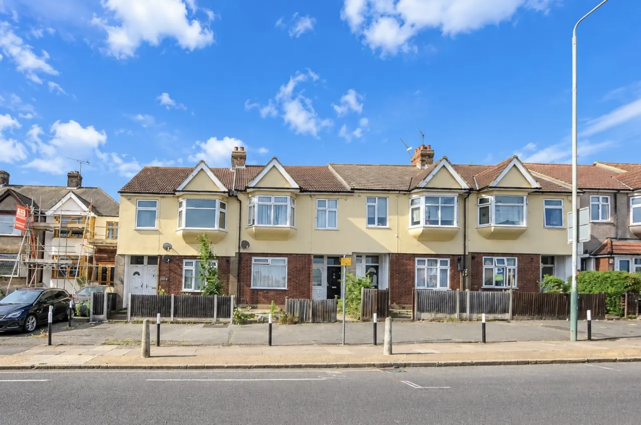 Hornchurch, RM11, photo 2