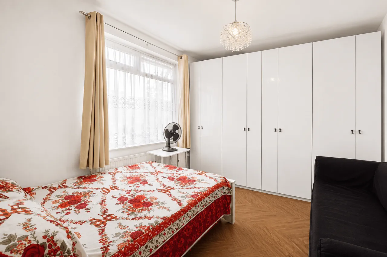 Hornchurch, RM11, photo 11