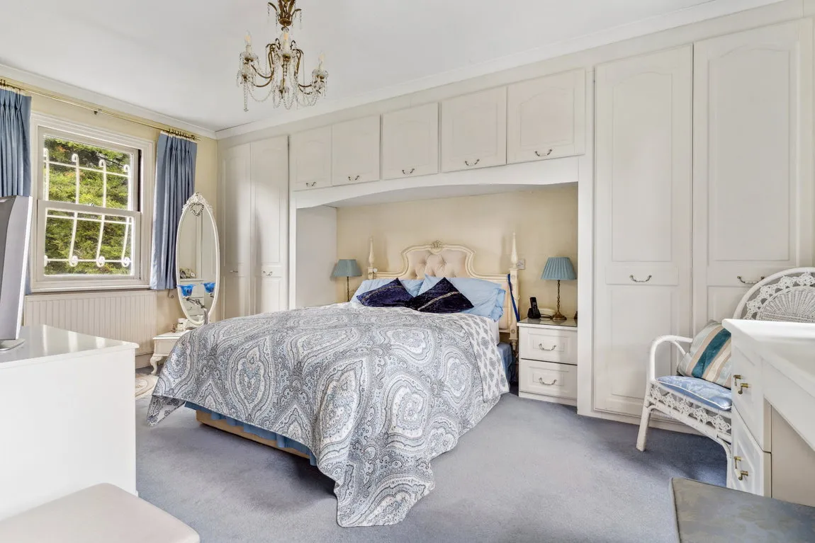 Woodhall Drive, Pinner, HA5, photo 11