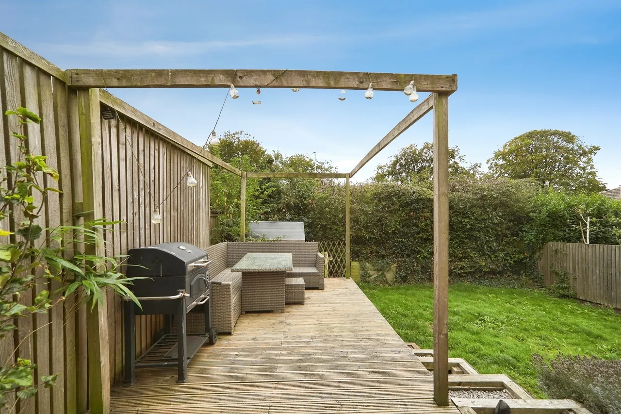 New York Lane, Rawdon, LS19, photo 13