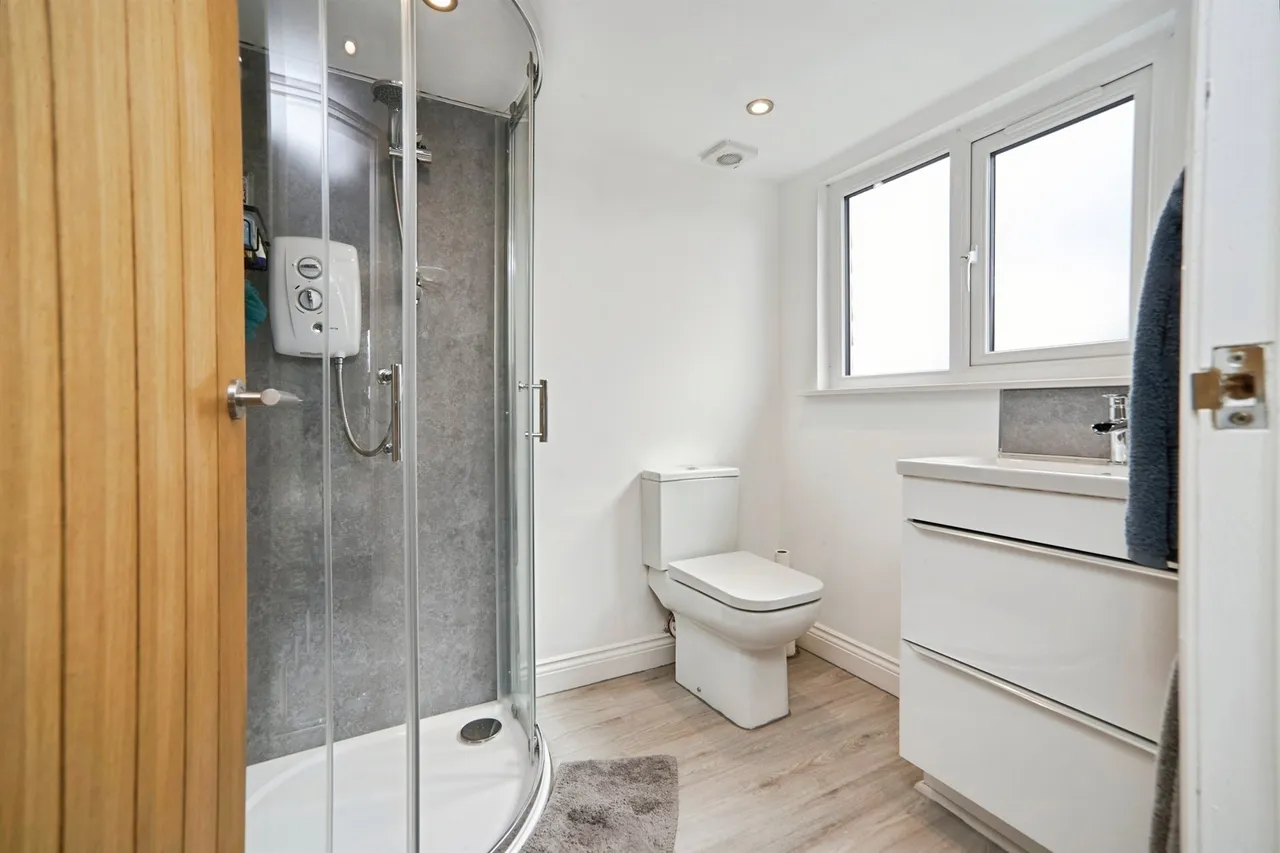 New York Lane, Rawdon, LS19, photo 15
