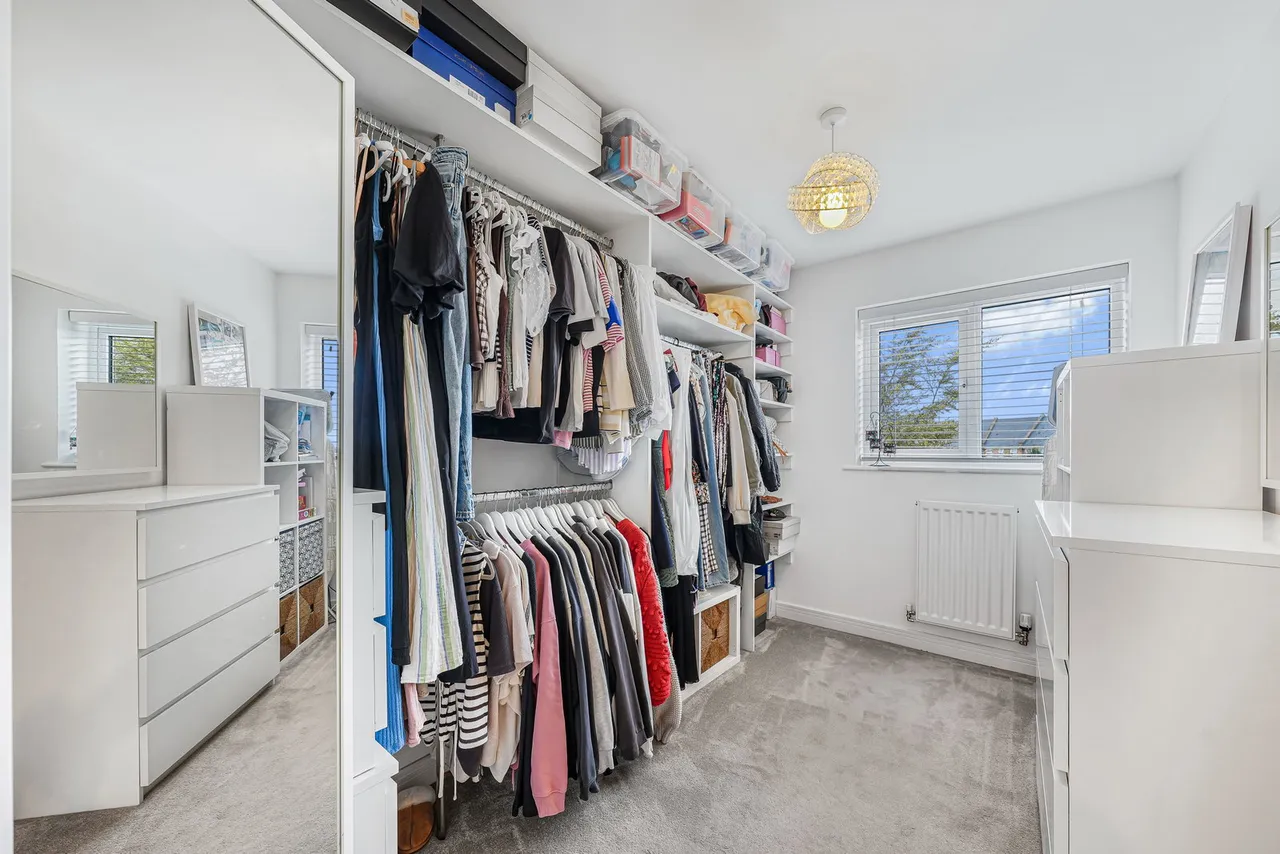 Dulwich Avenue, Dunton Fields, SS15, photo 19