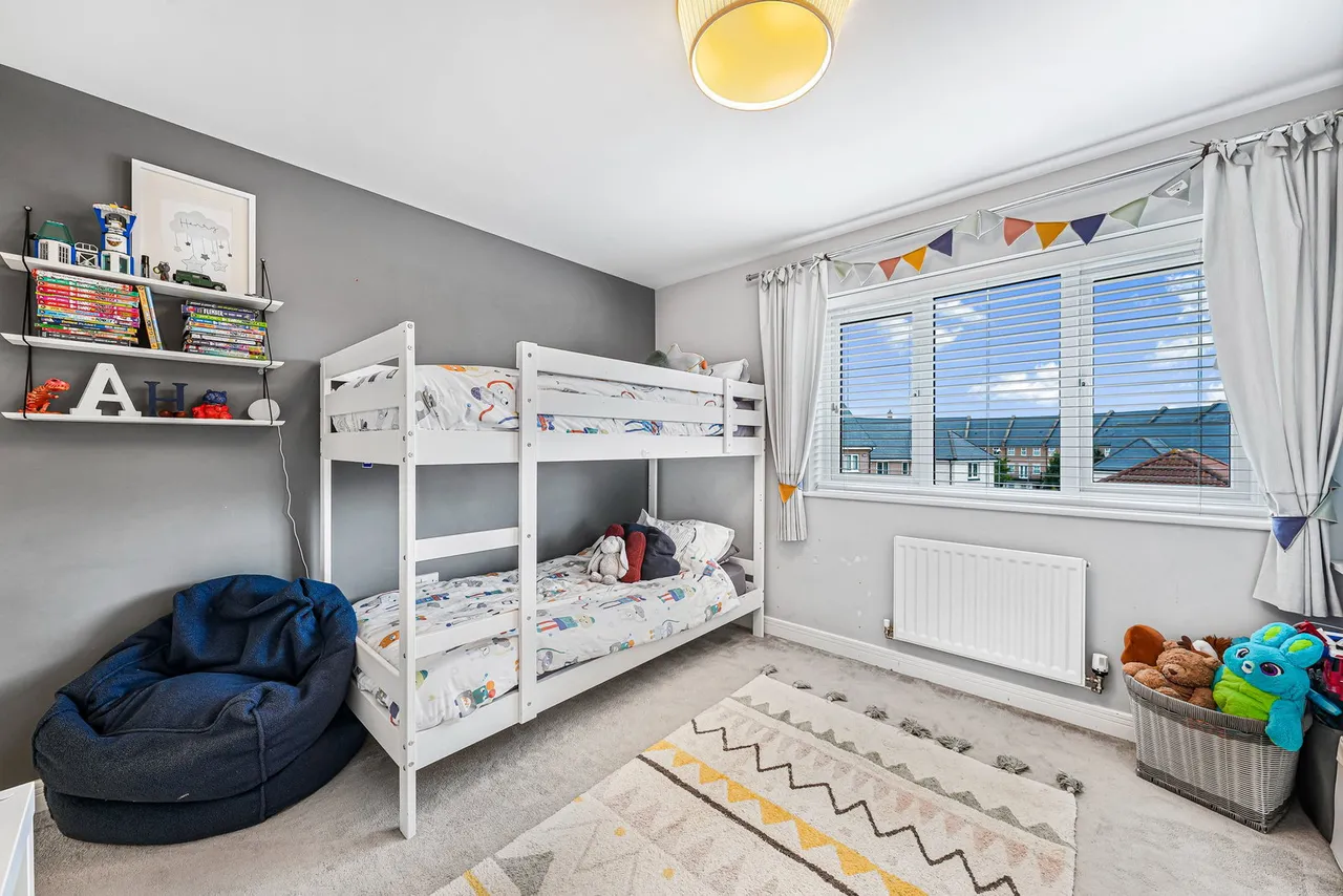 Dulwich Avenue, Dunton Fields, SS15, photo 15