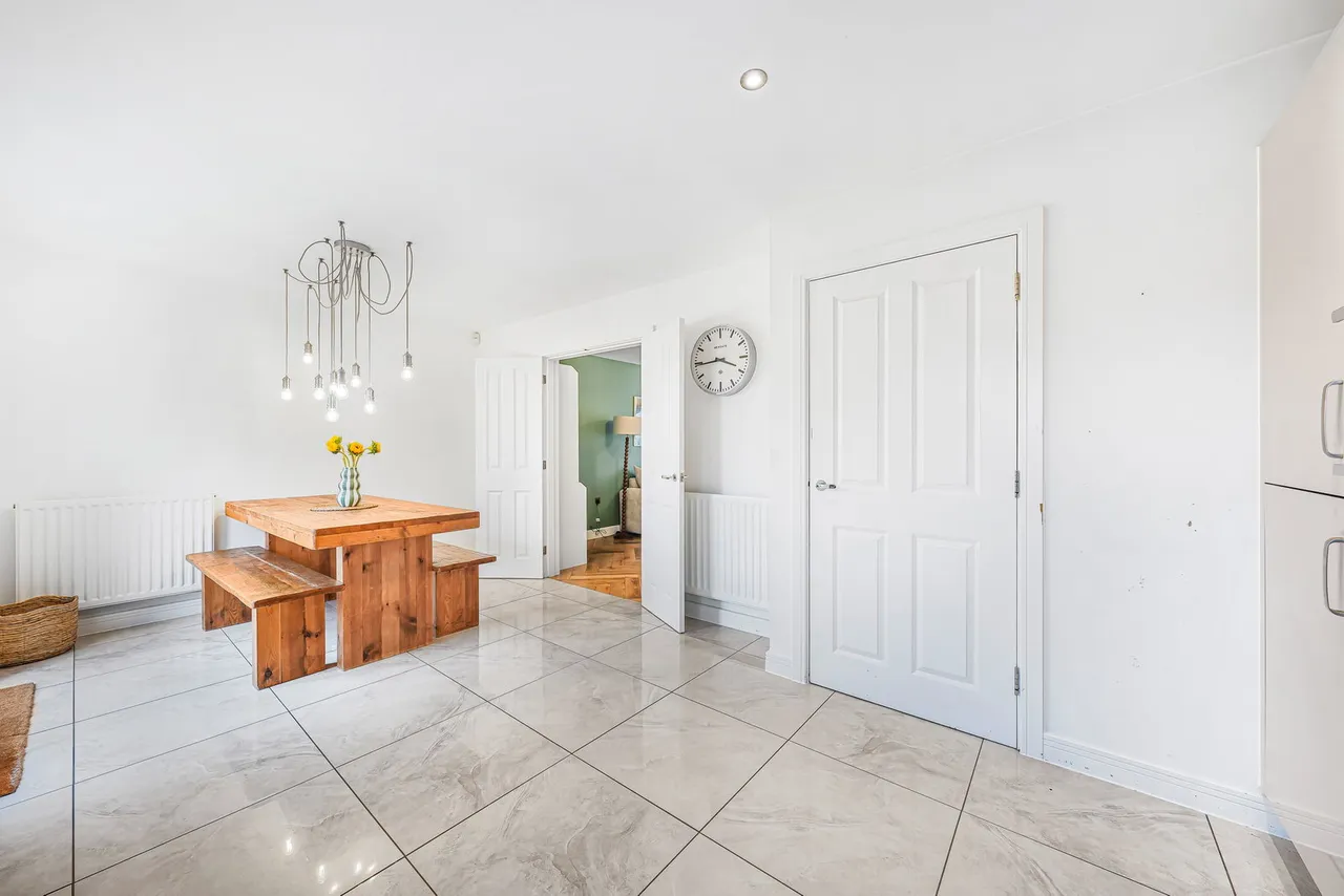 Dulwich Avenue, Dunton Fields, SS15, photo 7