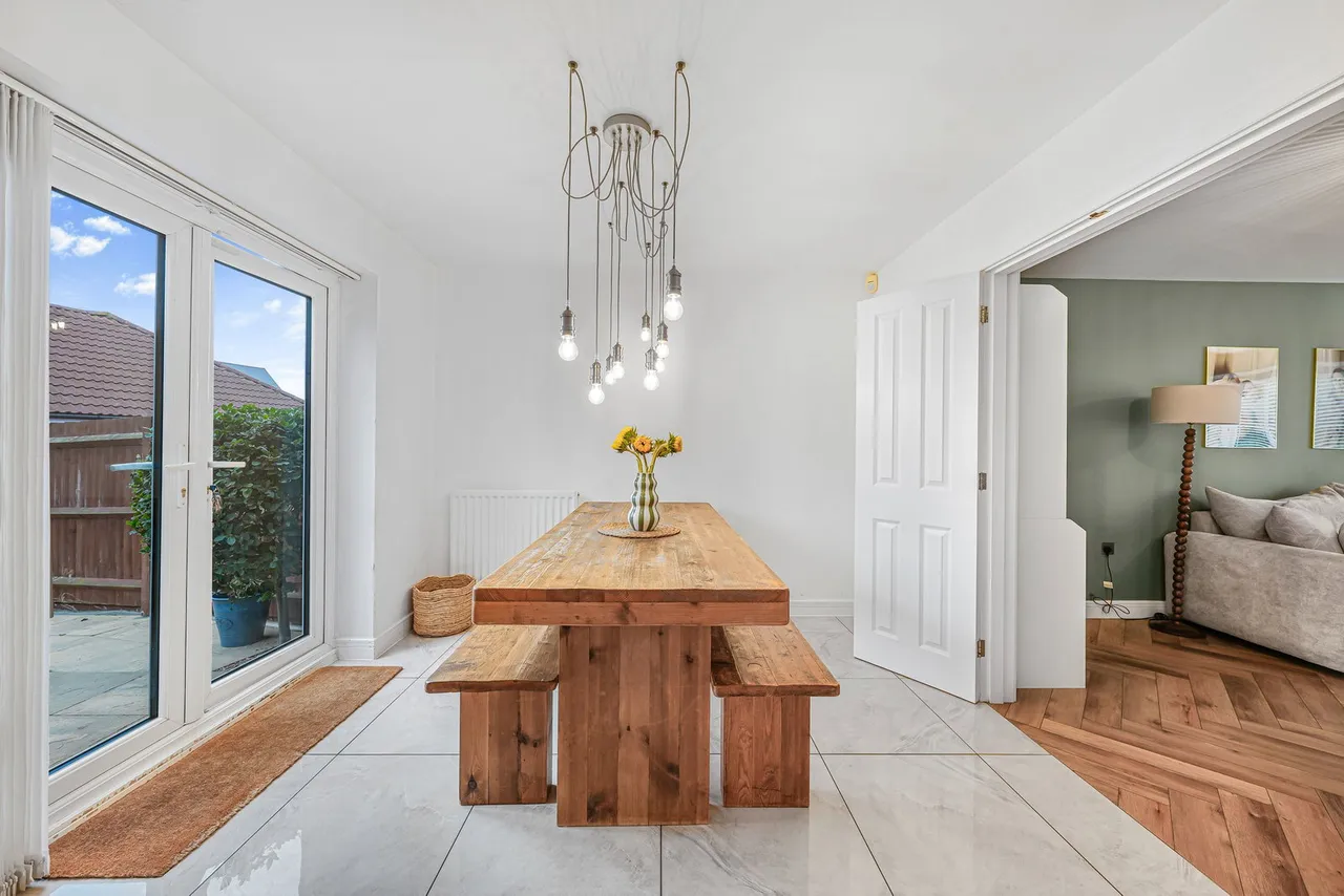 Dulwich Avenue, Dunton Fields, SS15, photo 8