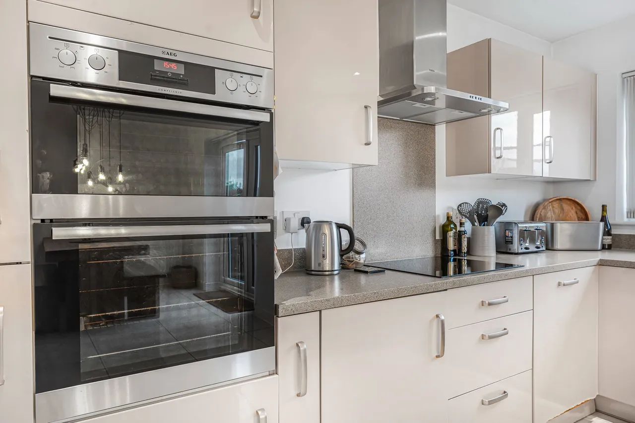 Dulwich Avenue, Dunton Fields, SS15, photo 9
