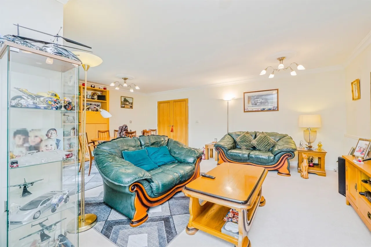 Petherton Mews, Llandaff, CF5, photo 2