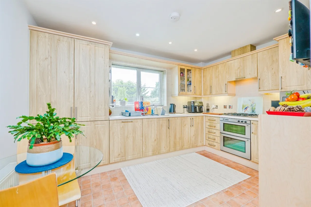 Petherton Mews, Llandaff, CF5, photo 8