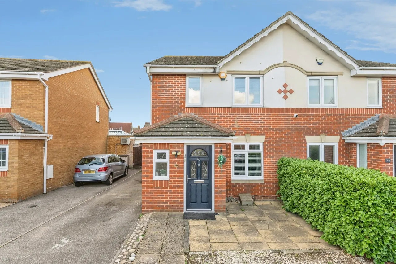 3 bed house for sale, Collingwood Road, Rainham, RM13