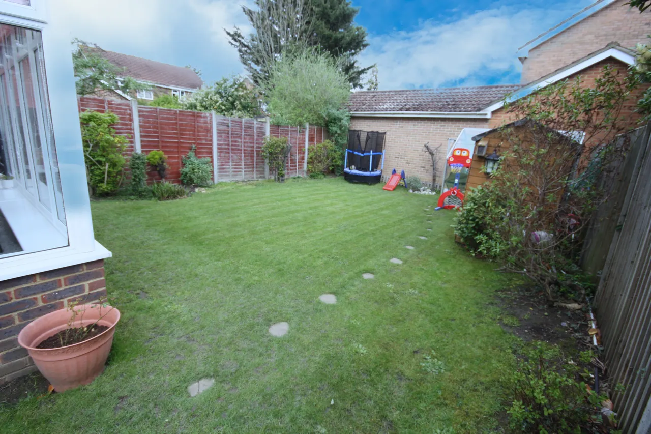 Paddington Close, Hayes, UB4, photo 16