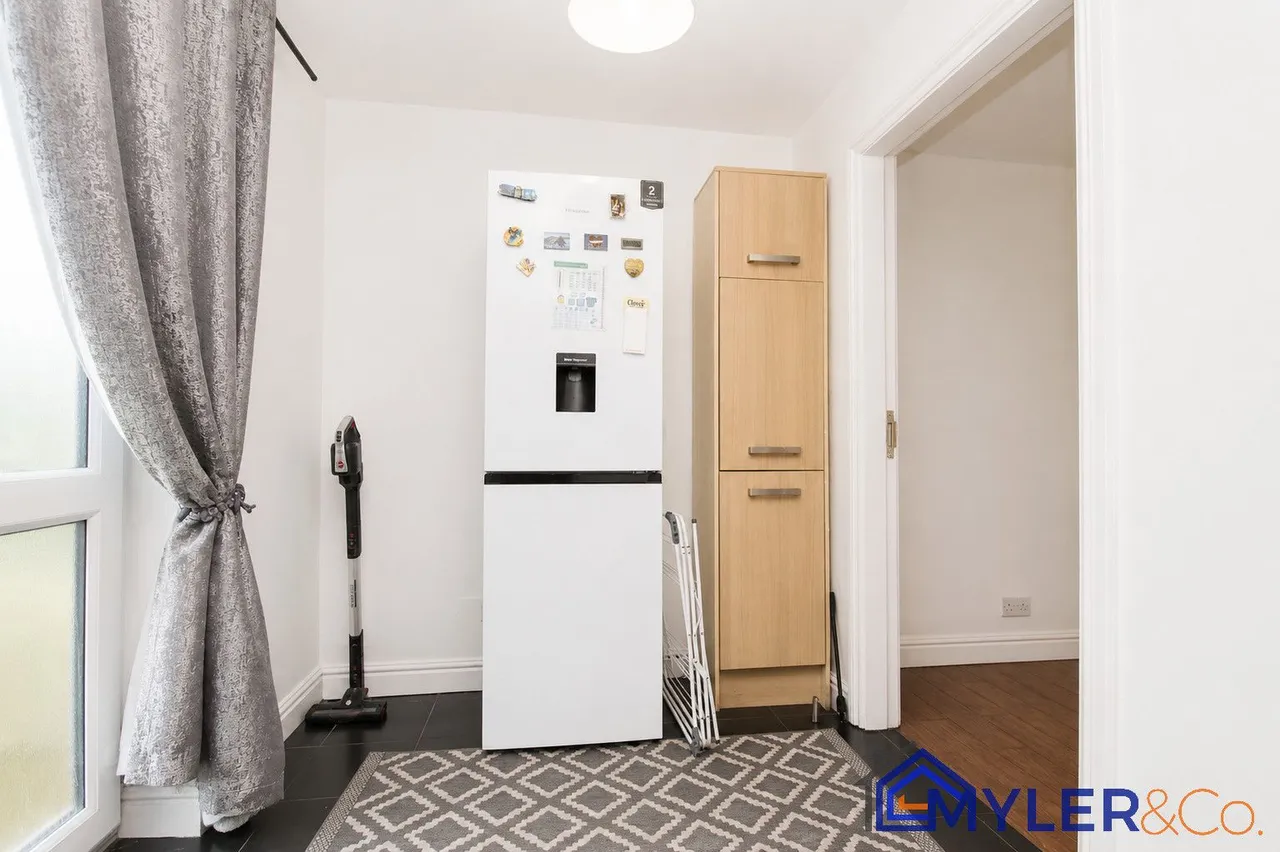 Elizabeth Court, Widnes, photo 7