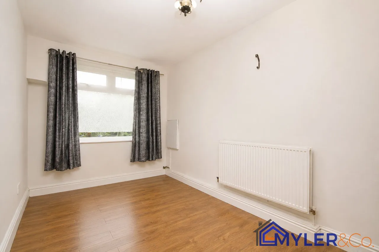 Elizabeth Court, Widnes, photo 8
