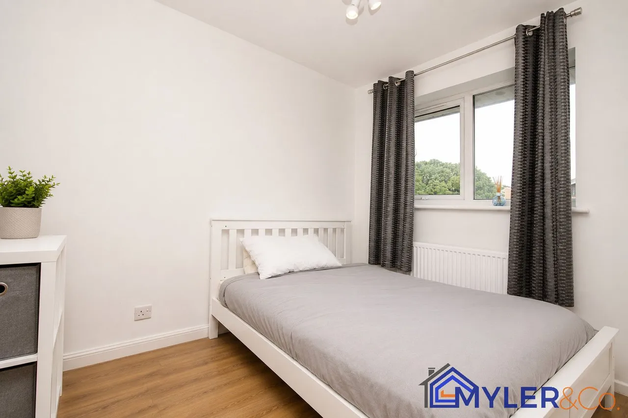 Elizabeth Court, Widnes, photo 14