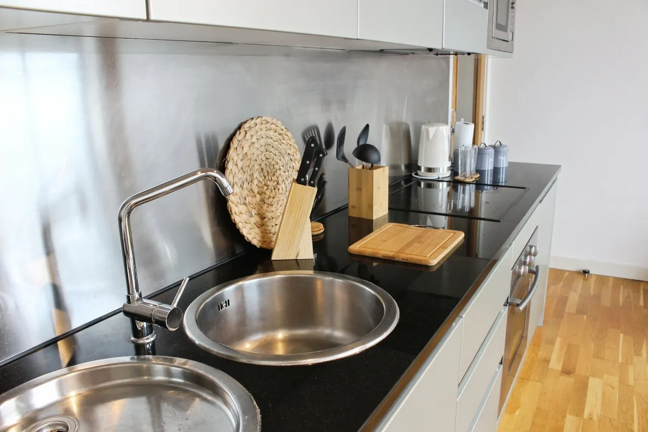 Neptune Street, Leeds, LS9, photo 6