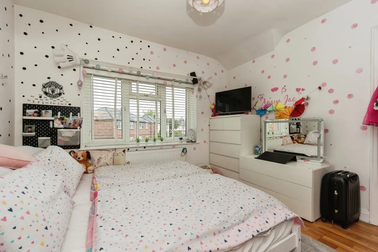 Kings Crescent, Old Trafford, M16, photo 18