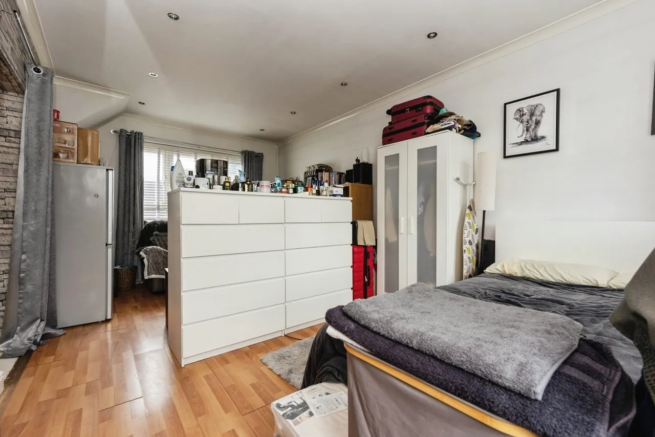 Kings Crescent, Old Trafford, M16, photo 13