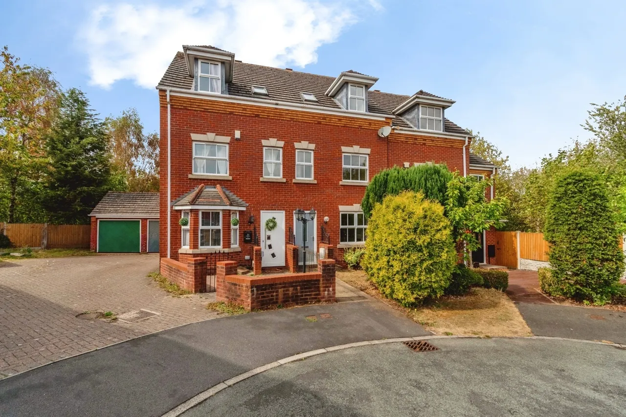 3 bed house for sale — Foxtail Way, Cannock, Staffordshire, WS12
