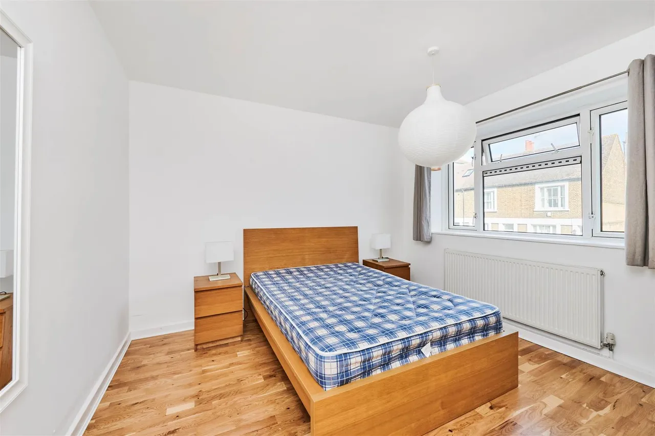 Mortlake High Street, Mortlake, SW14, photo 4