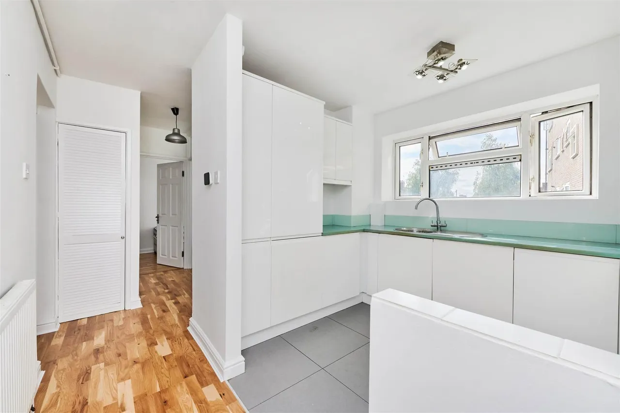 Mortlake High Street, Mortlake, SW14, photo 8