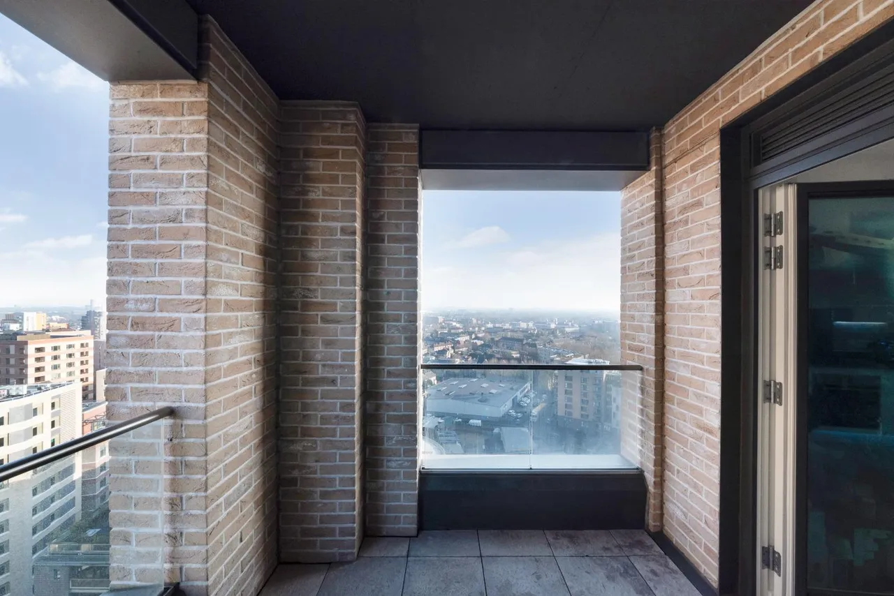 Heartwell Avenue, London, E16, photo 13