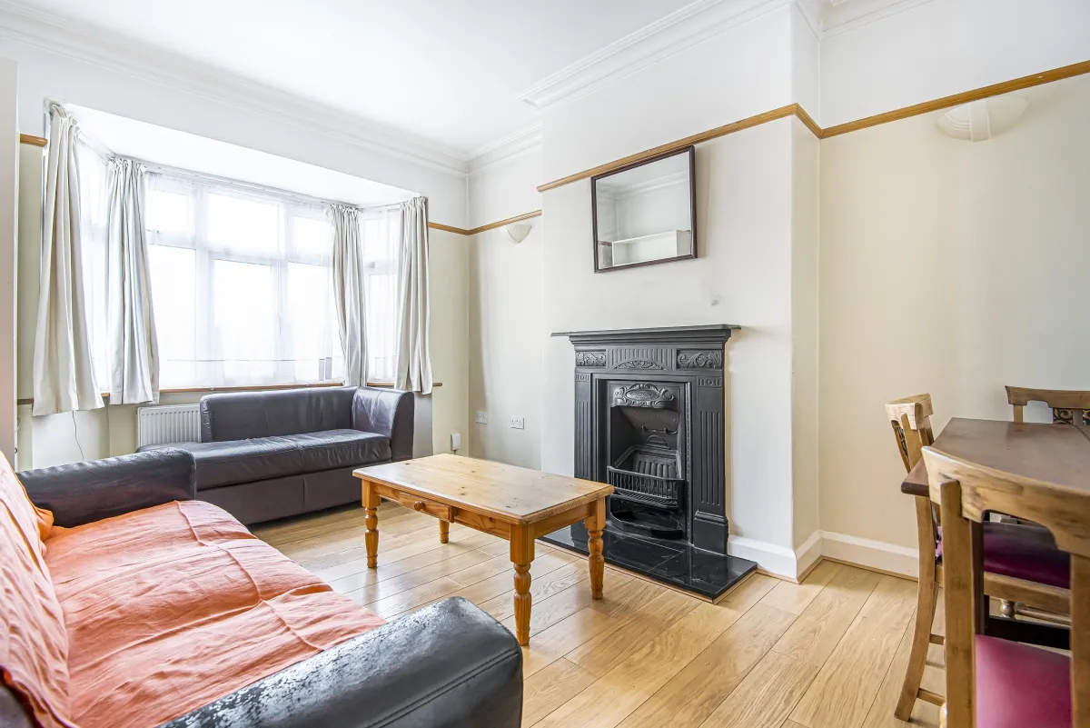 Fieldview, Earlsfield, SW18, photo 8