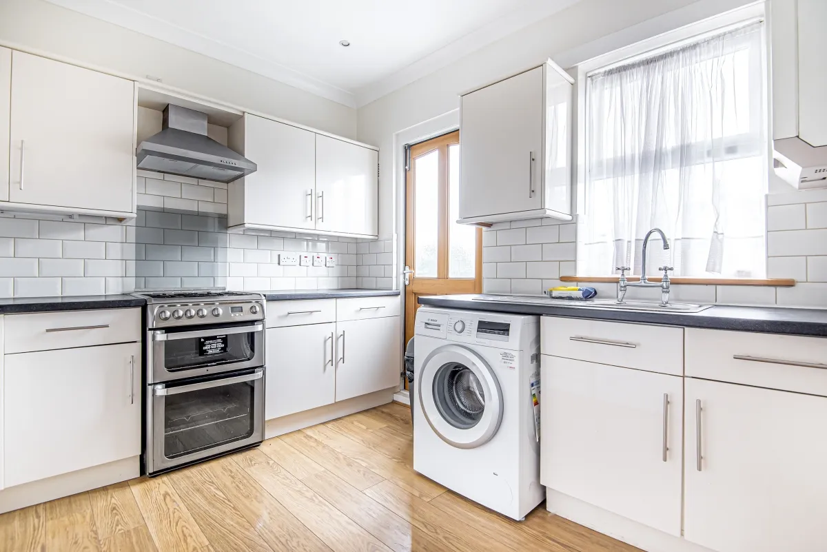 Fieldview, Earlsfield, SW18, photo 3