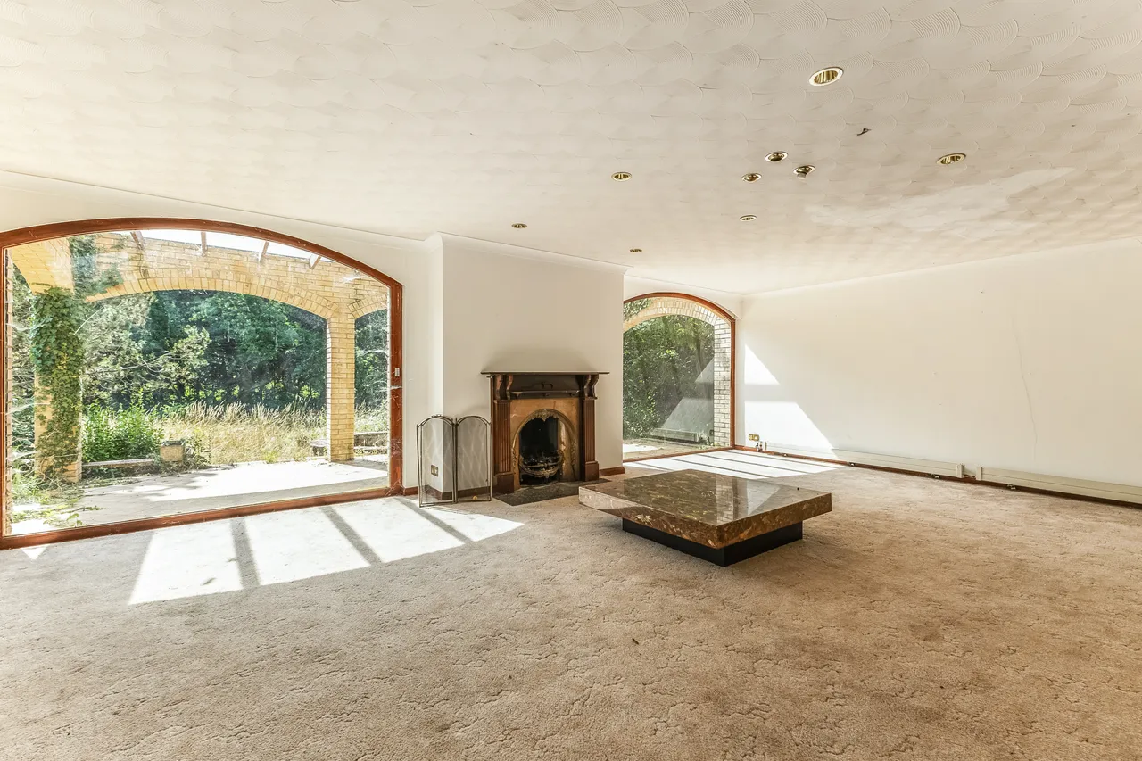 Ruxbury Road, Chertsey, KT16, photo 10
