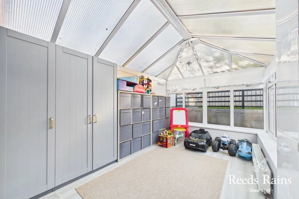 Glenview Avenue, Belfast, BT5, photo 12