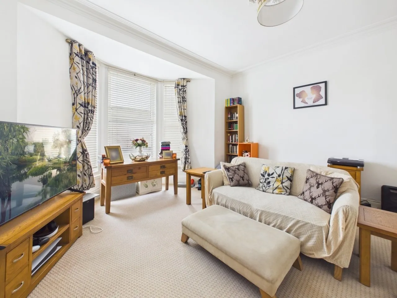 Hyde Park Road, Mutley, Plymouth, photo 7