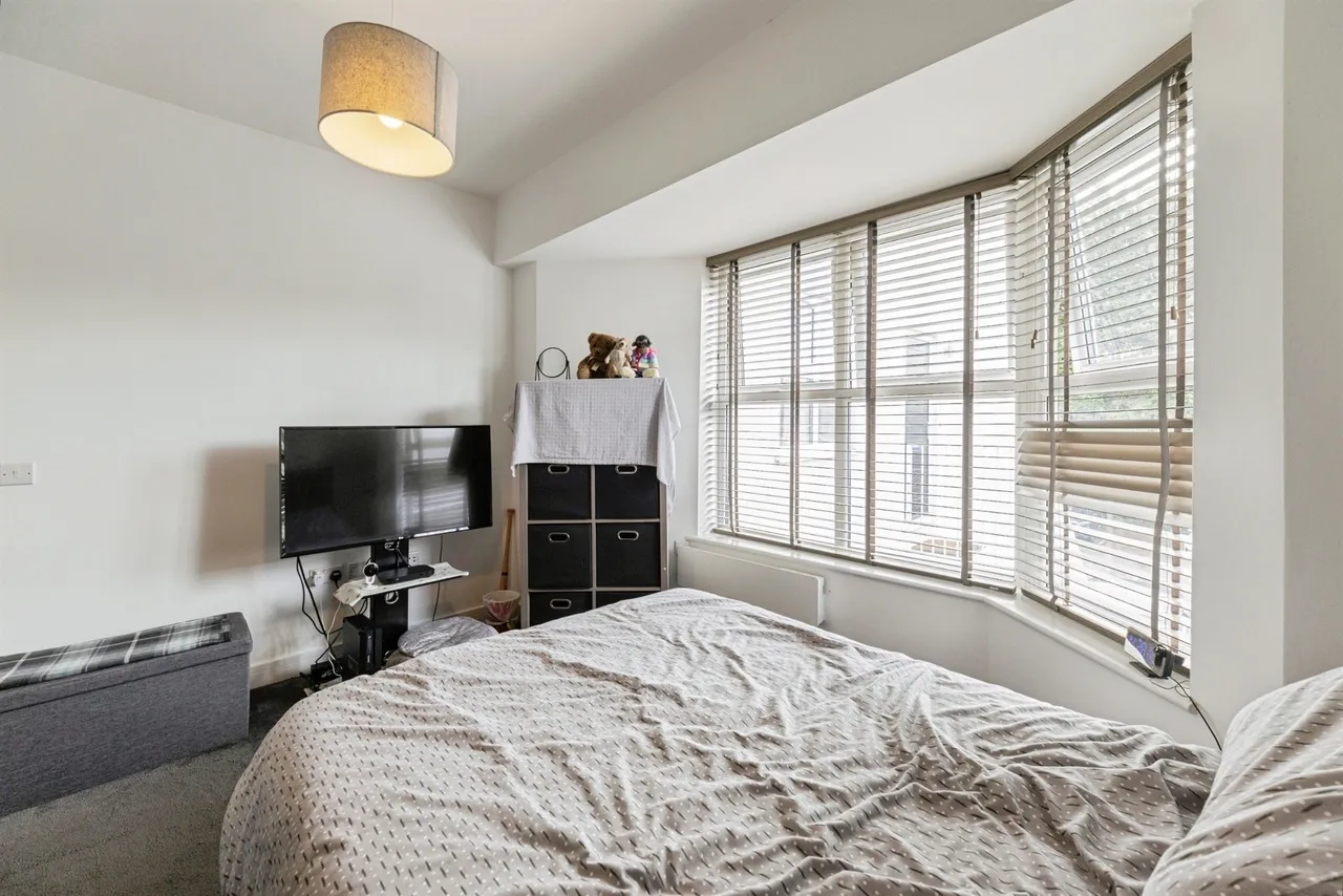 West Wycombe Road, High Wycombe, HP12, photo 22