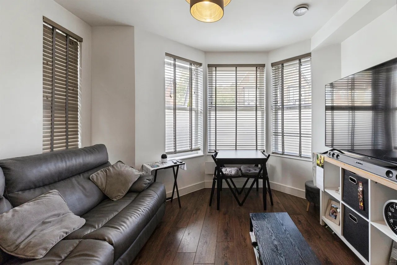 West Wycombe Road, High Wycombe, HP12, photo 2