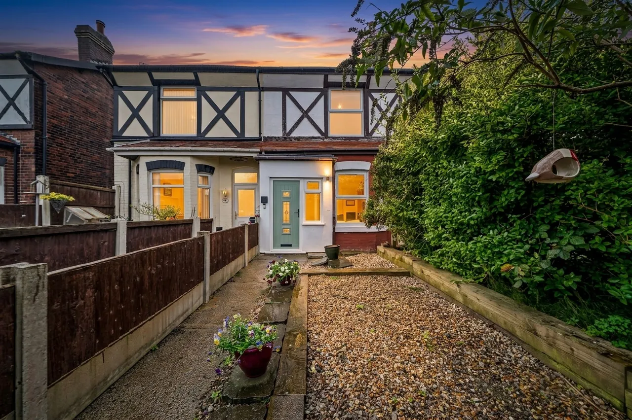 Wigan Road, Ashton-In-Makerfield, WN4, photo 2