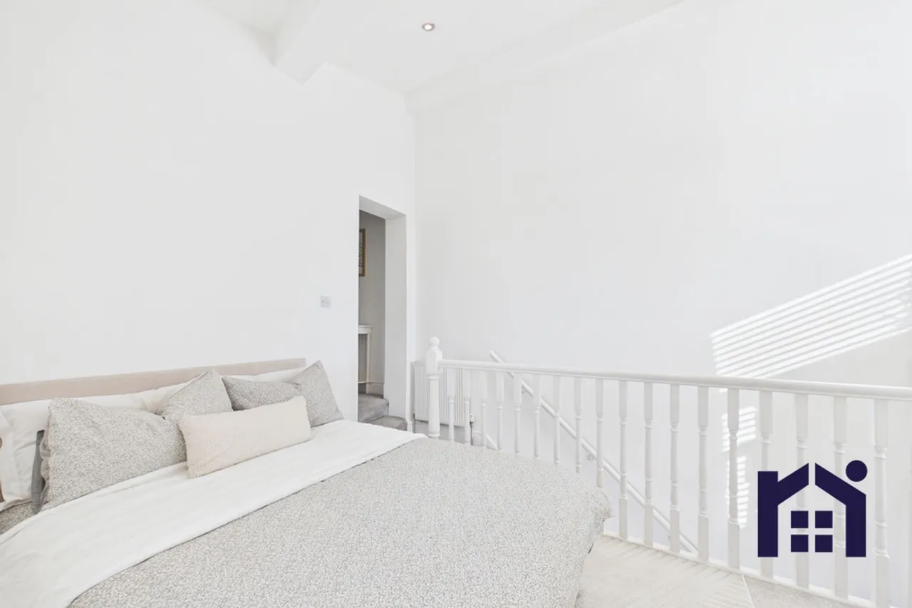 Slater Lane, Leyland, PR25 1TL, photo 11