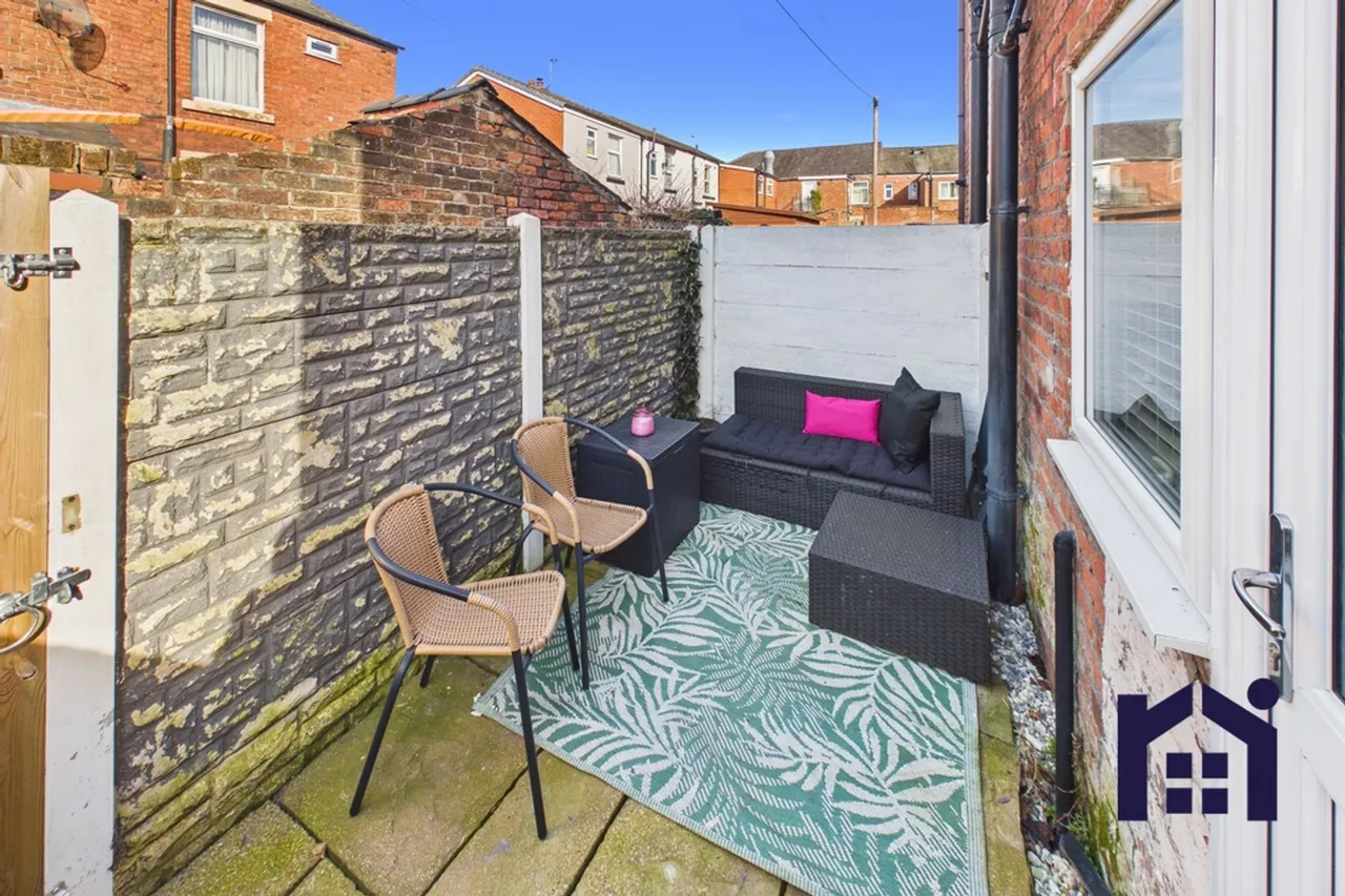 Slater Lane, Leyland, PR25 1TL, photo 16