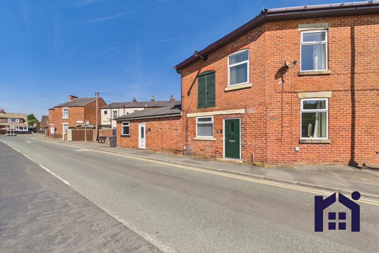 Slater Lane, Leyland, PR25 1TL, photo 17