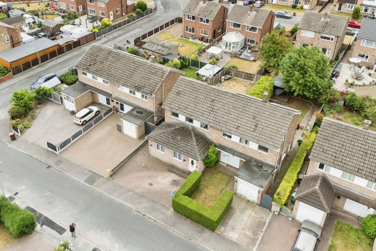 Beacon View, South Kirkby, WF9, photo 14