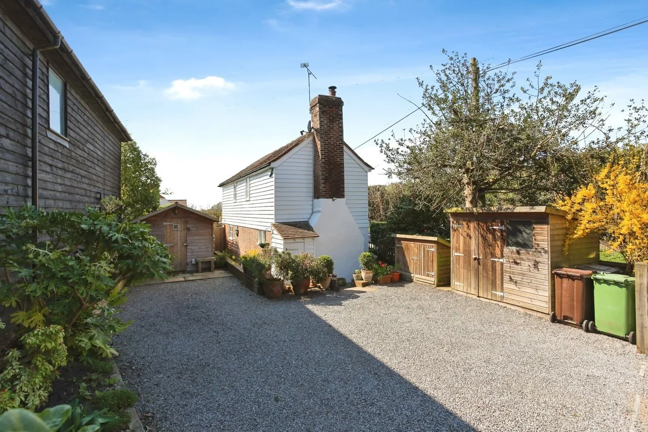 Mill Street, Iden Green, TN17, photo 12