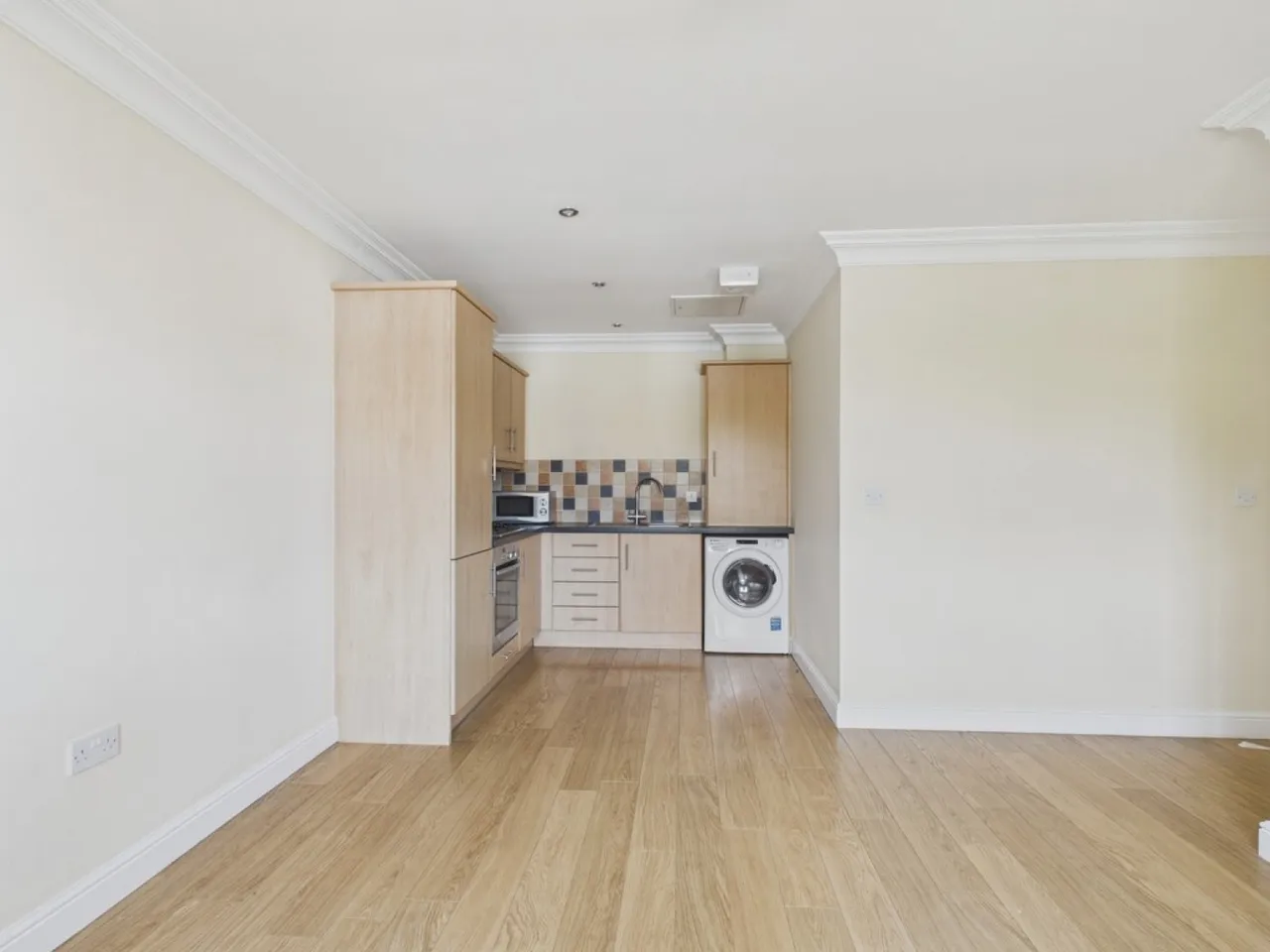 Bawtry Road, Wickersley, S66, photo 14