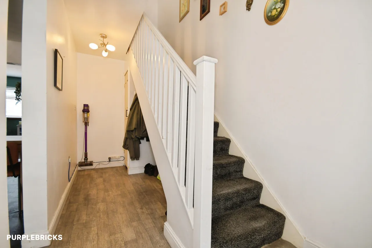 Wagon Road, Rotherham, S61, photo 7
