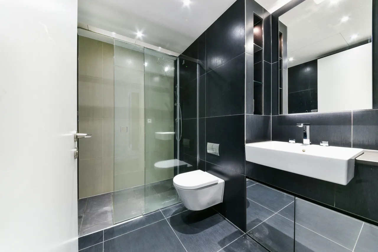 Kingwood House, Goodman's Fields, Chaucer Gardens, Aldgate, London, E1, photo 8