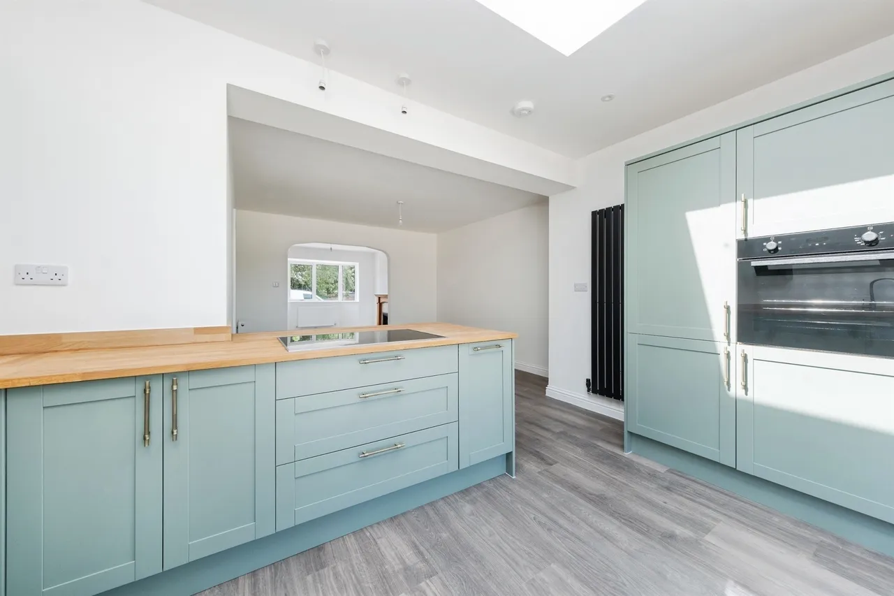Queens Avenue, Newport Pagnell, MK16, photo 6