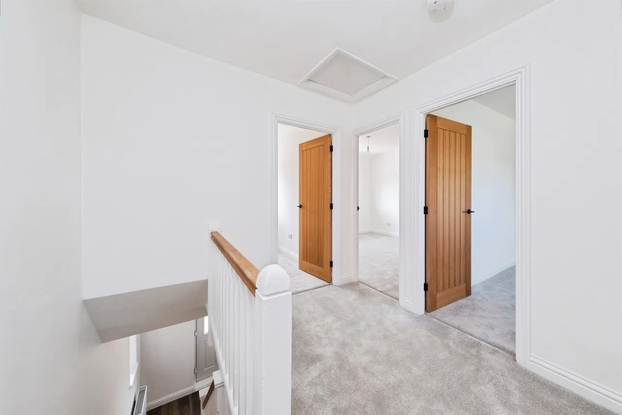 Queens Avenue, Newport Pagnell, MK16, photo 11