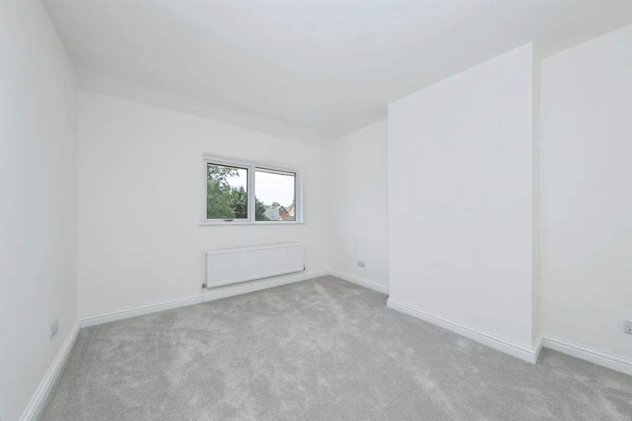 Queens Avenue, Newport Pagnell, MK16, photo 12