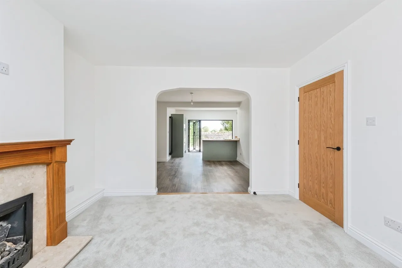 Queens Avenue, Newport Pagnell, MK16, photo 5