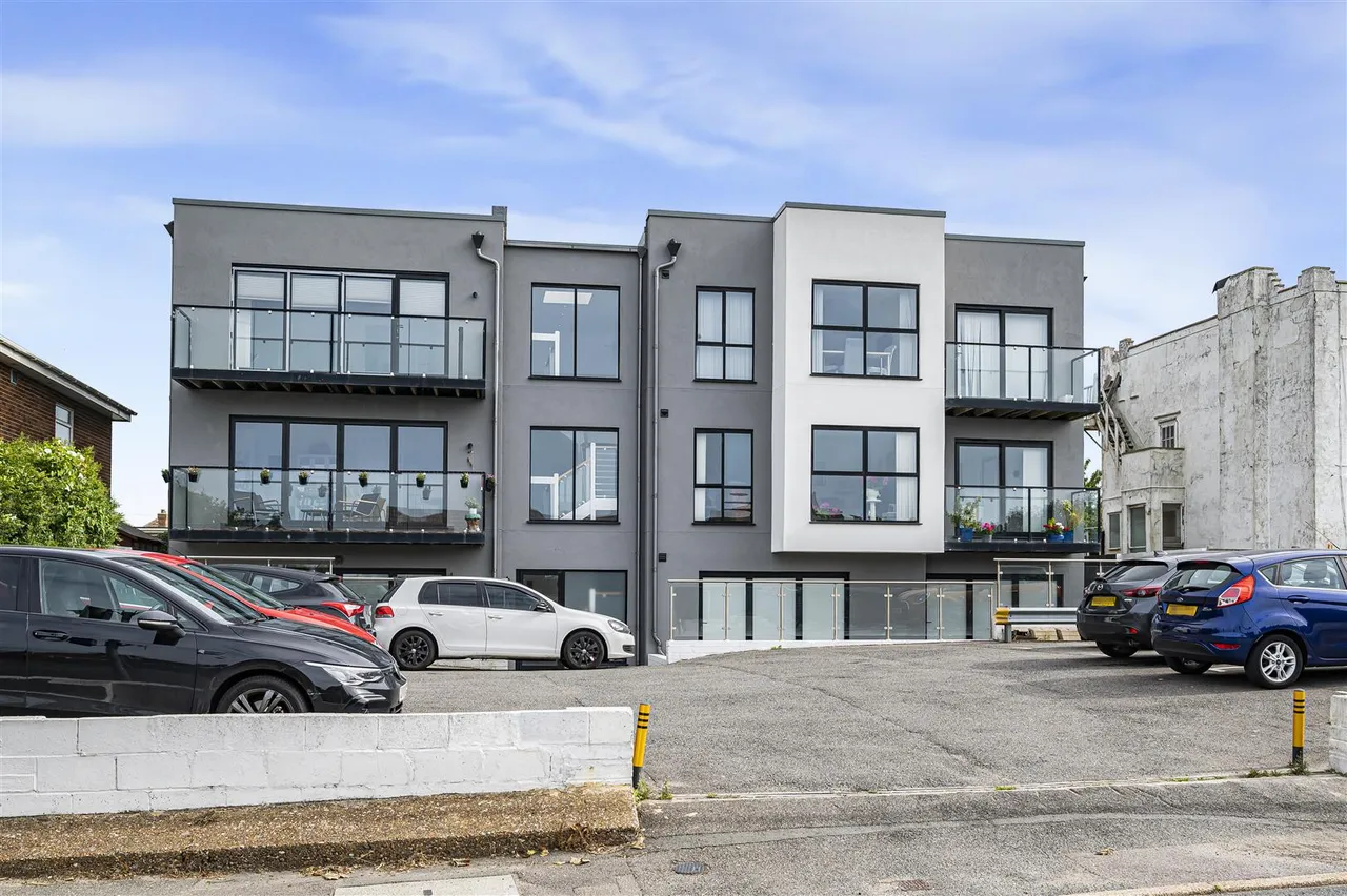South Coast Road, Peacehaven, photo 7