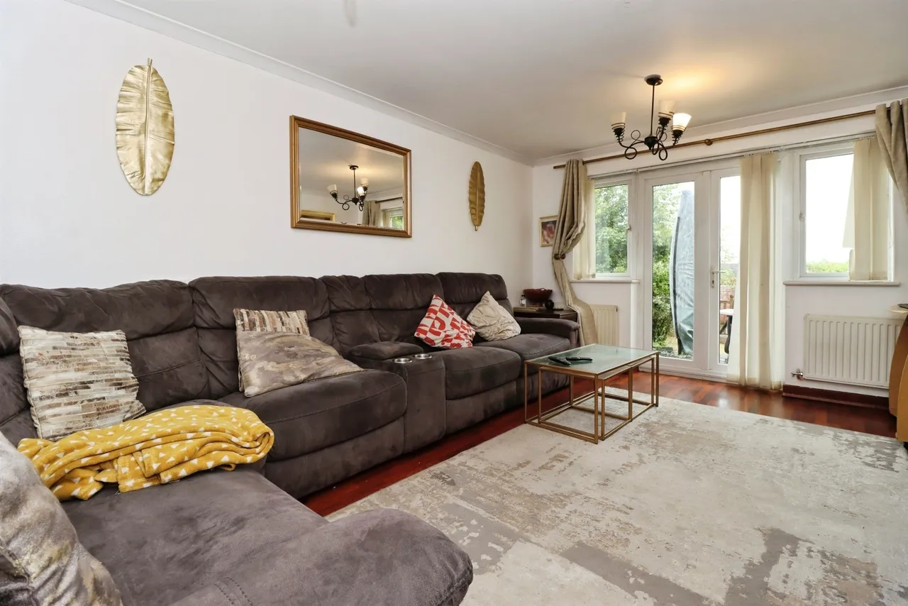 Leighton Close, Wellingborough, photo 5