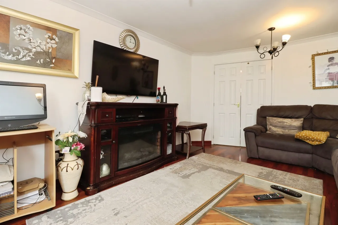Leighton Close, Wellingborough, photo 4