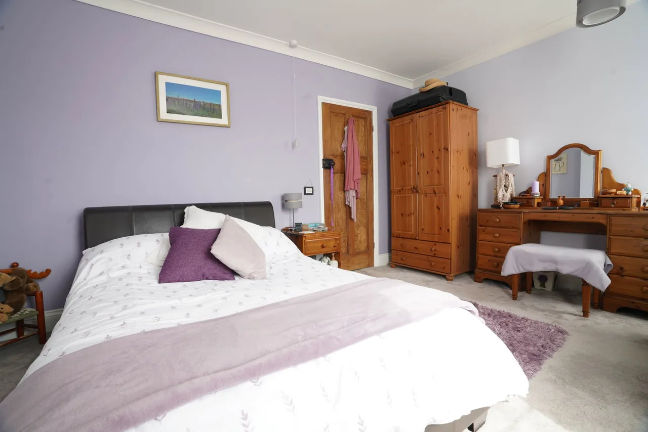 Station Road, Royal Wootton Bassett, SN4, photo 7